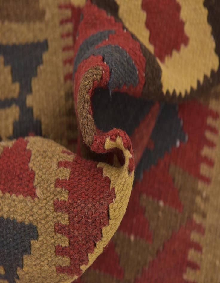 Detail image of 3' 6 x 6' 4  Hand Woven Kilim Maymana Wool Rug