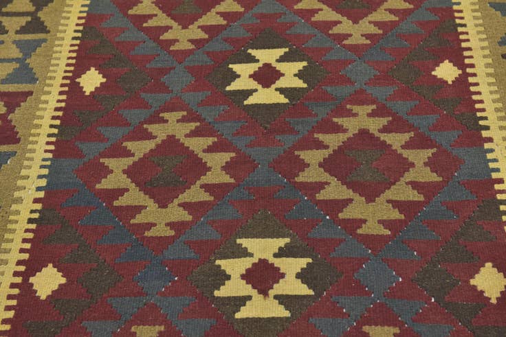 Detail image of 5' 2 x 8' 3 Hand Woven Kilim Maymana Wool Rug