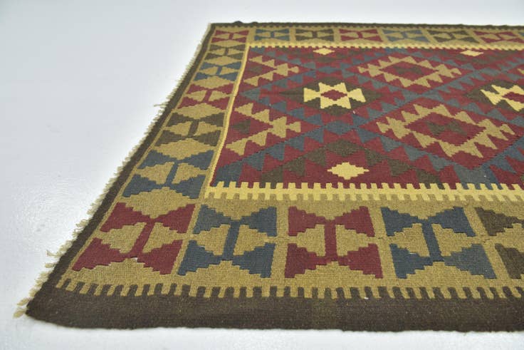 Detail image of 5' 2 x 8' 3 Hand Woven Kilim Maymana Wool Rug