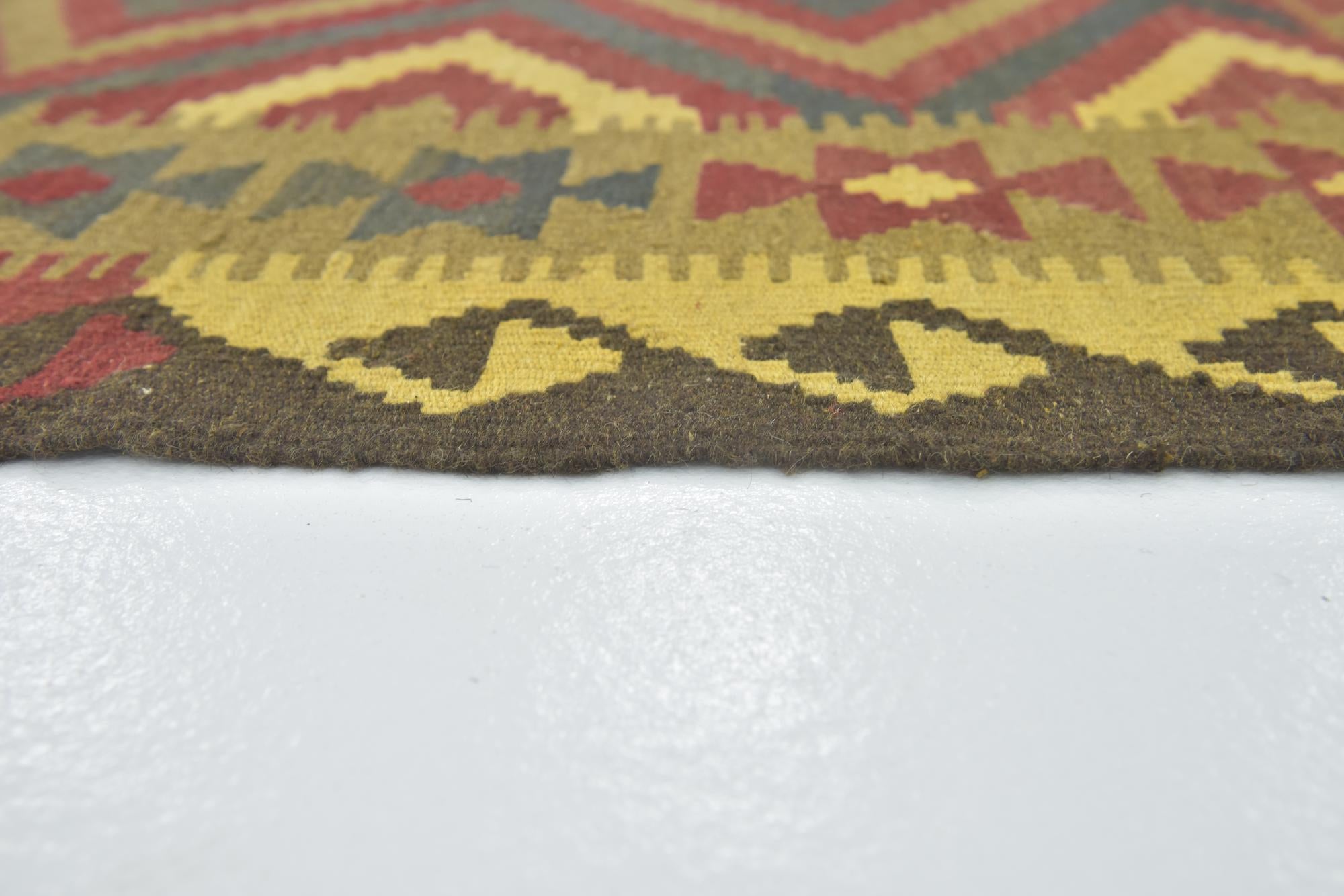 165cm x 240cm Hand Woven Kilim Maymana Wool Rug