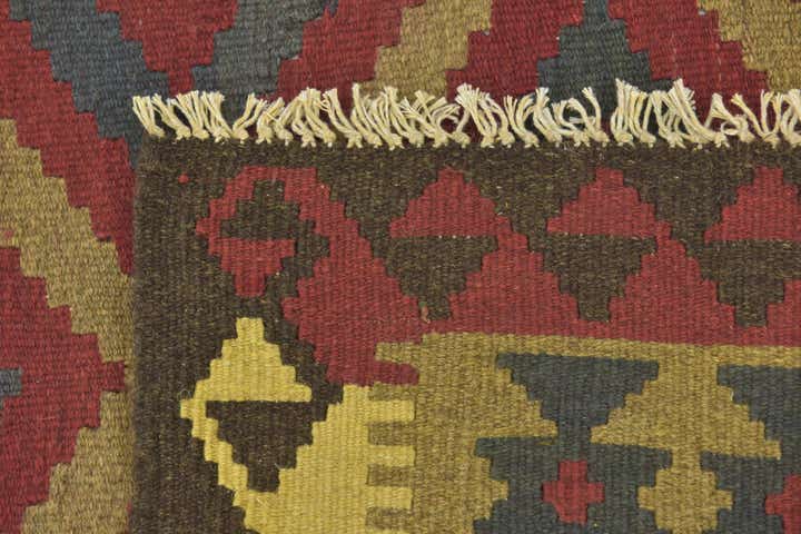 5' 4 x 7' 10 Hand Woven Kilim Maymana Wool Rug