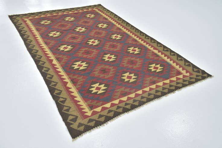 Detail image of 5' x 7' 9 Hand Woven Kilim Maymana Wool Rug
