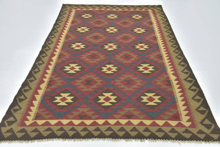 Detail image of 5' x 7' 9 Hand Woven Kilim Maymana Wool Rug