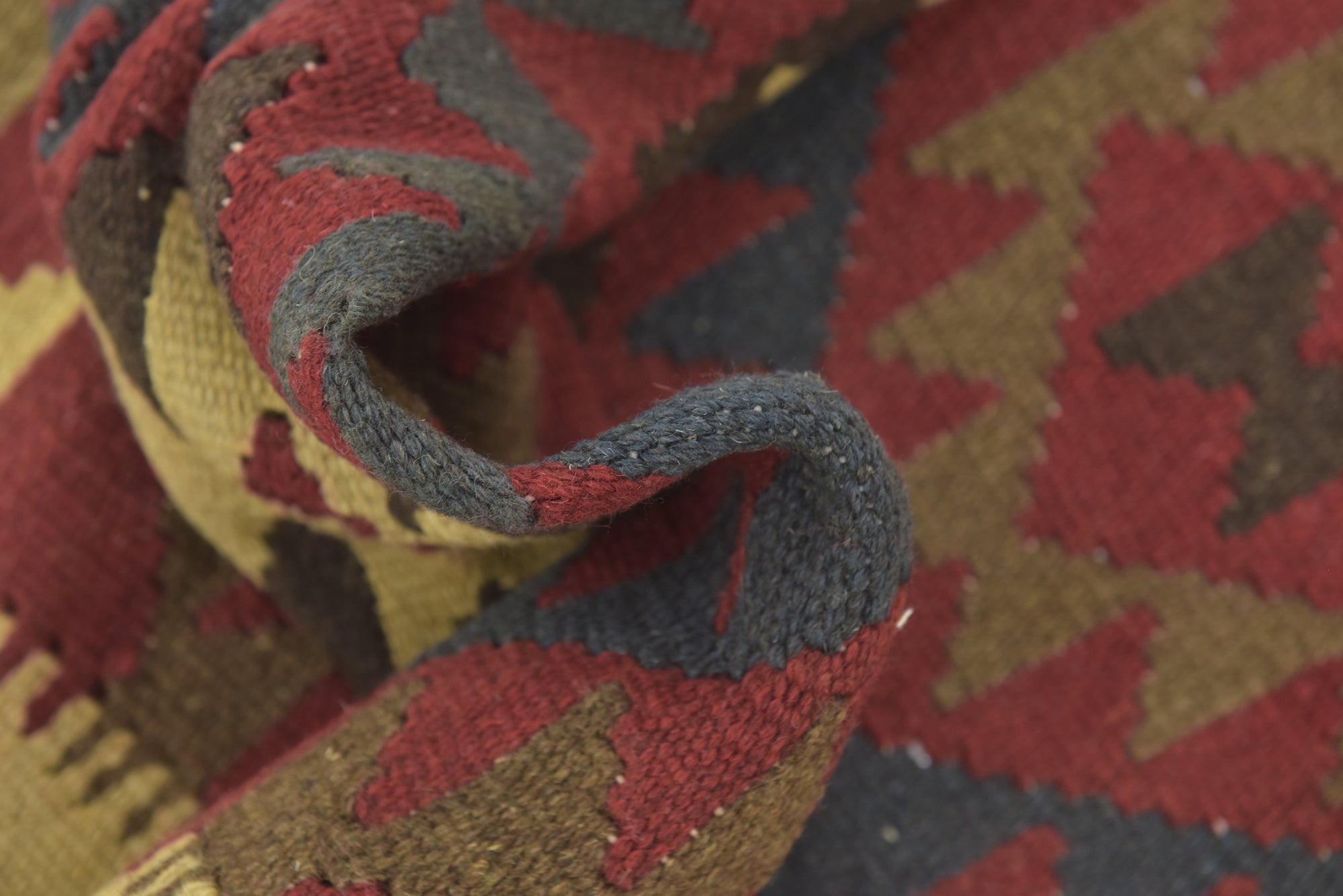 5' x 7' 9 Hand Woven Kilim Maymana Wool Rug