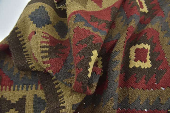 5' 3 x 8' 4 Hand Woven Kilim Maymana Wool Rug