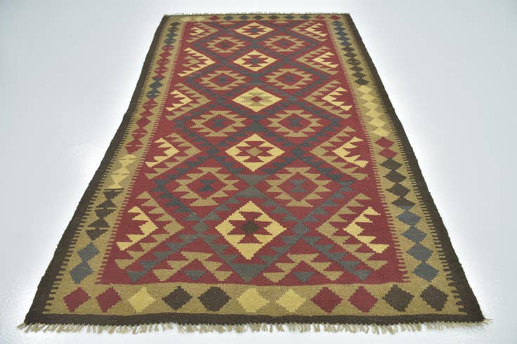 Detail image of 5' x 8' 6 Hand Woven Kilim Maymana Wool Rug