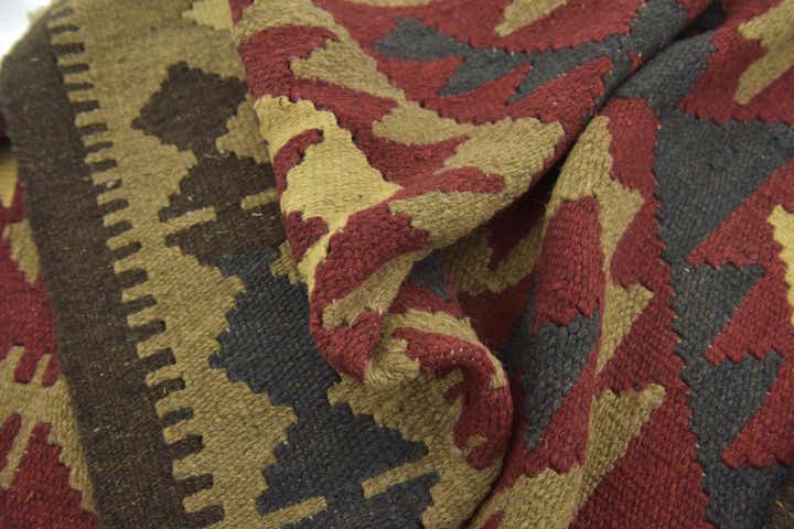 5' x 8' 6 Hand Woven Kilim Maymana Wool Rug