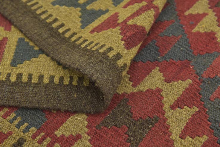 Detail image of 5' 4 x 8' 4 Hand Woven Kilim Maymana Wool Rug