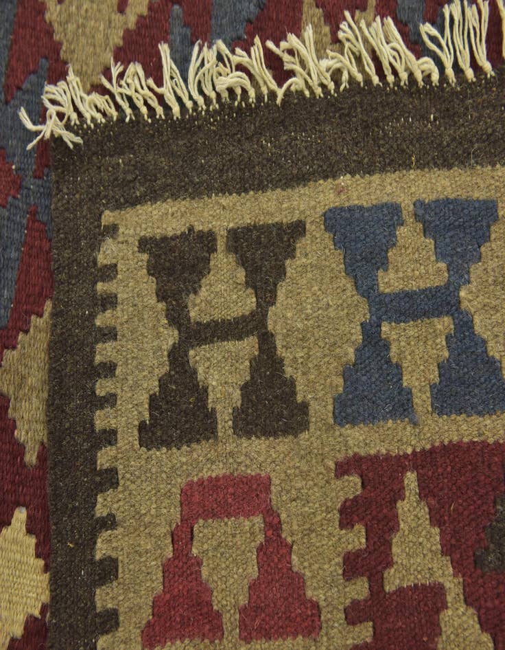 Detail image of 5' 4 x 8' 3  Hand Woven Kilim Maymana Wool Rug