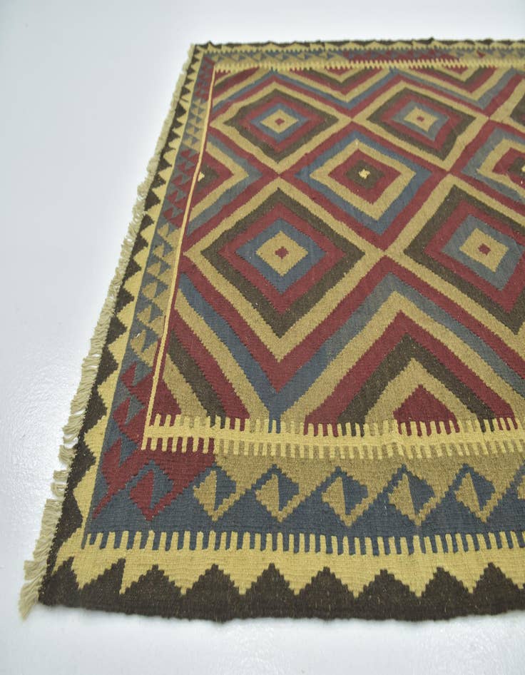 Detail image of 5' 4 x 8' 4  Hand Woven Kilim Maymana Wool Rug