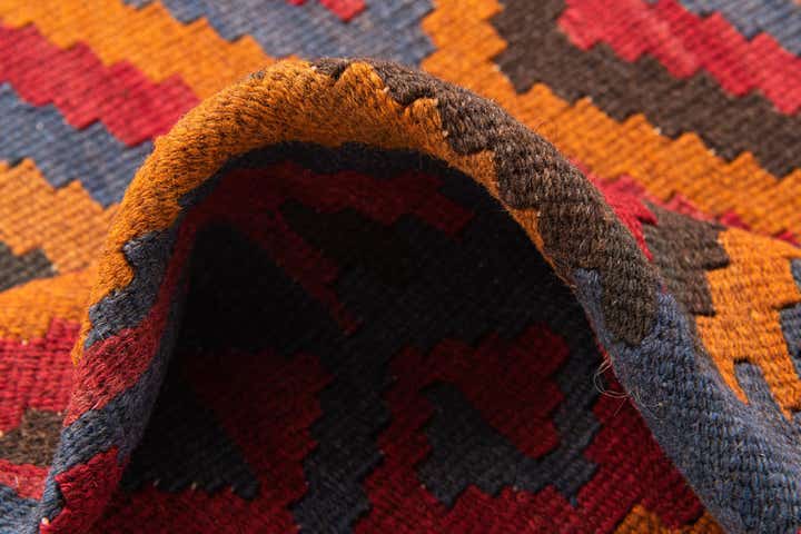 5' 7 x 7' 10 Hand Woven Kilim Maymana Wool Rug