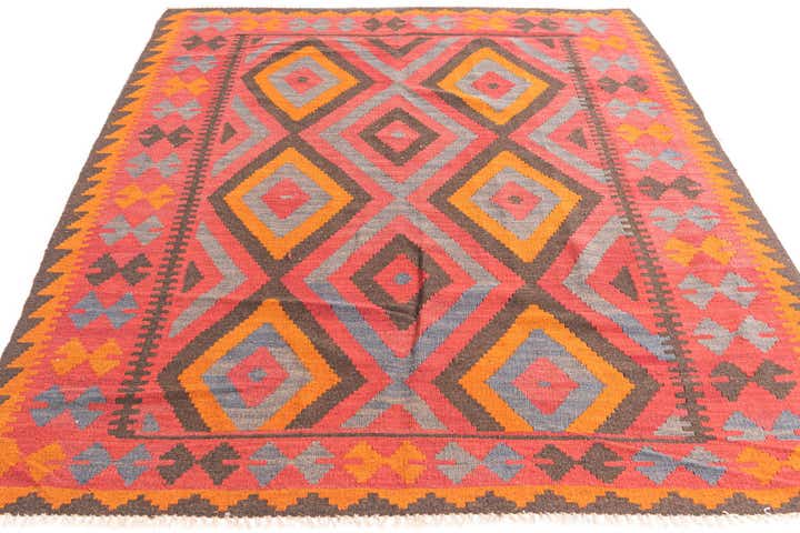 5' 4 x 6' 4 Hand Woven Kilim Maymana Wool Rug