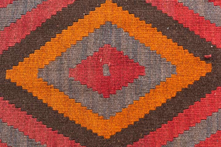 5' 4 x 6' 4 Hand Woven Kilim Maymana Wool Rug