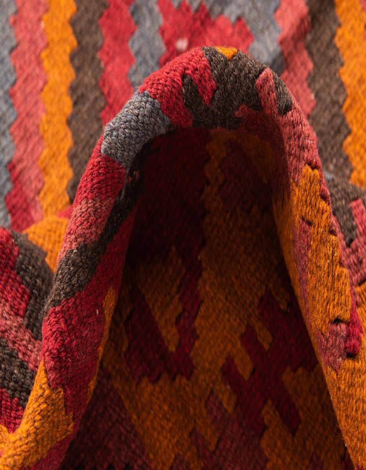 Detail image of 5' 8 x 7' 7  Hand Woven Kilim Maymana Wool Rug