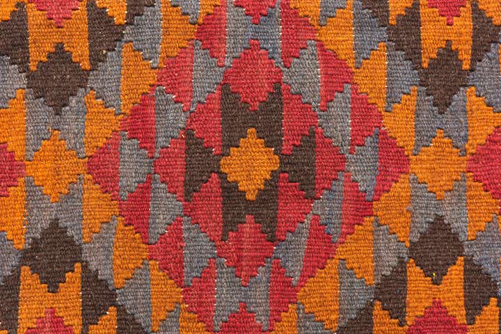 5' 7 x 8' Hand Woven Kilim Maymana Wool Rug