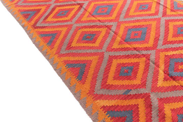 5' 4 x 7' 6 Hand Woven Kilim Maymana Wool Rug