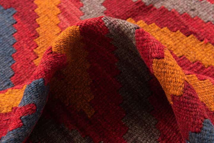 5' 4 x 7' 6 Hand Woven Kilim Maymana Wool Rug