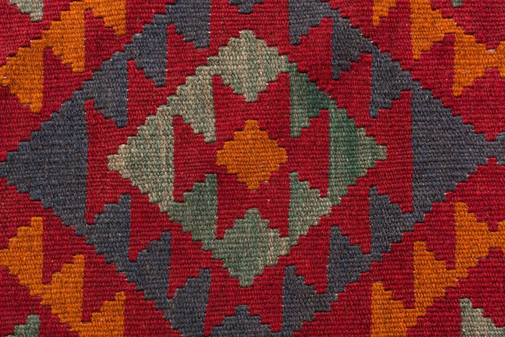 Detail image of 3' 4 x 6' 6 Hand Woven Kilim Maymana Wool Rug