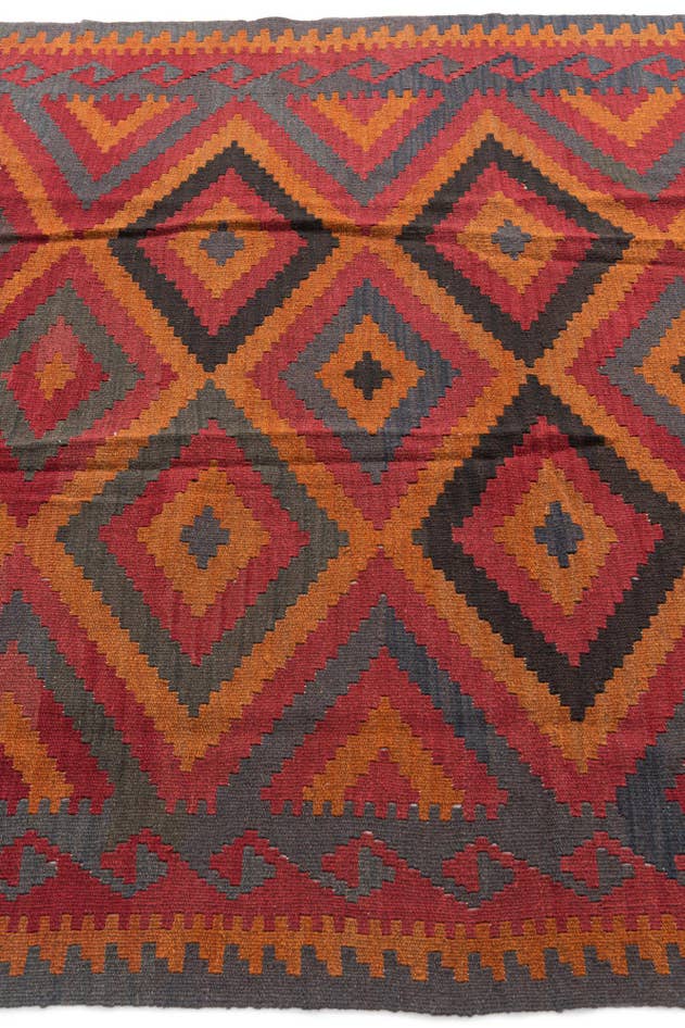 Detail image of 5' 5 x 7' 9 Hand Woven Kilim Maymana Wool Rug