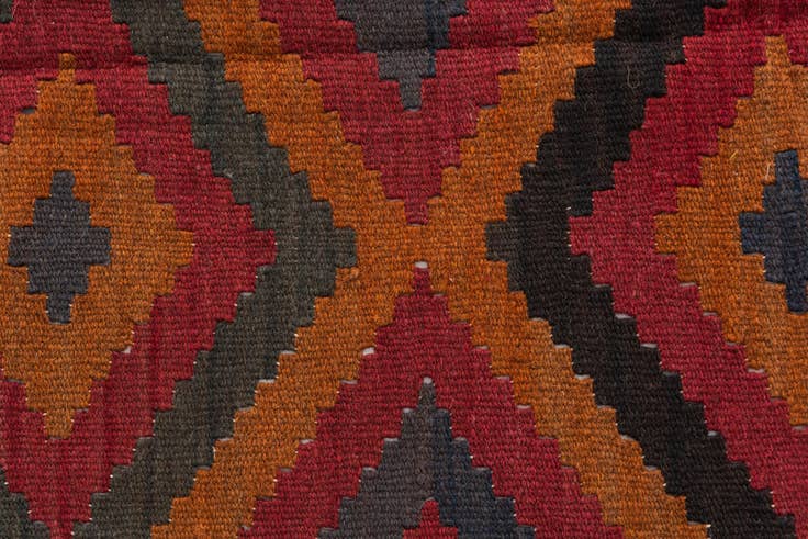 Detail image of 5' 5 x 7' 9 Hand Woven Kilim Maymana Wool Rug