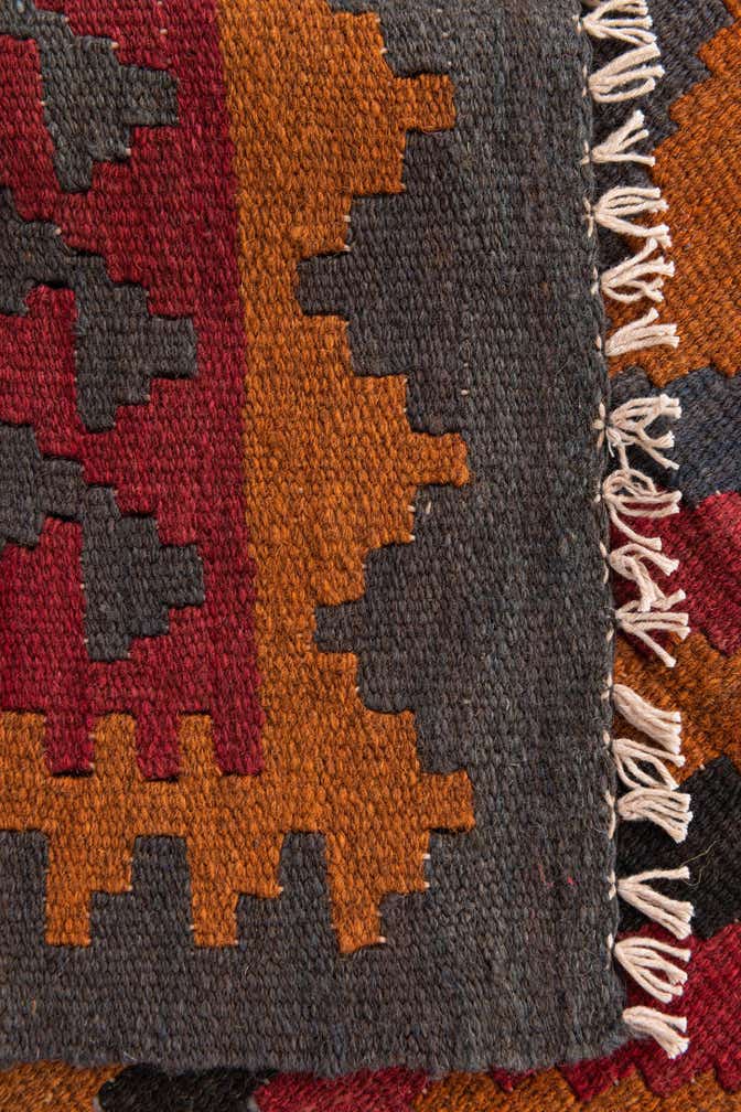 5' 5 x 7' 9 Hand Woven Kilim Maymana Wool Rug