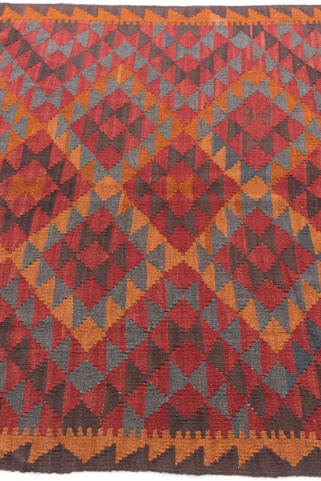 Detail image of 4' 9 x 7' 10 Hand Woven Kilim Maymana Wool Rug