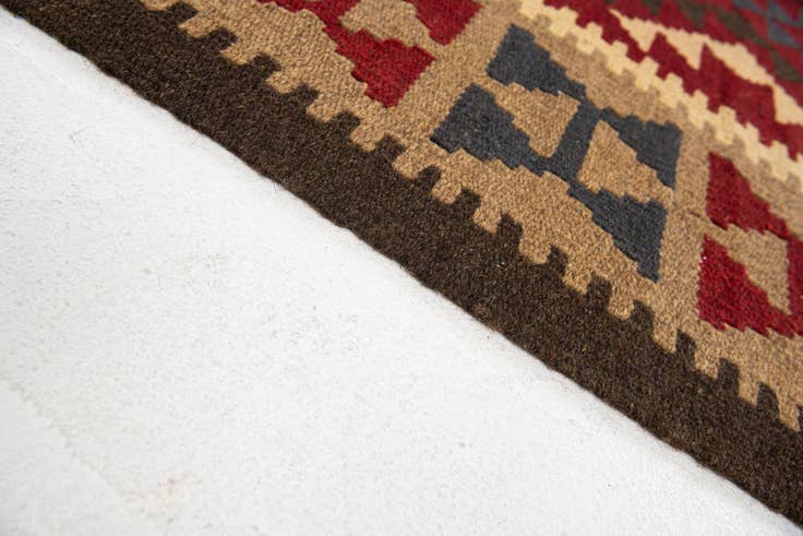 Detail image of 5' 2 x 8' Hand Woven Kilim Maymana Wool Rug