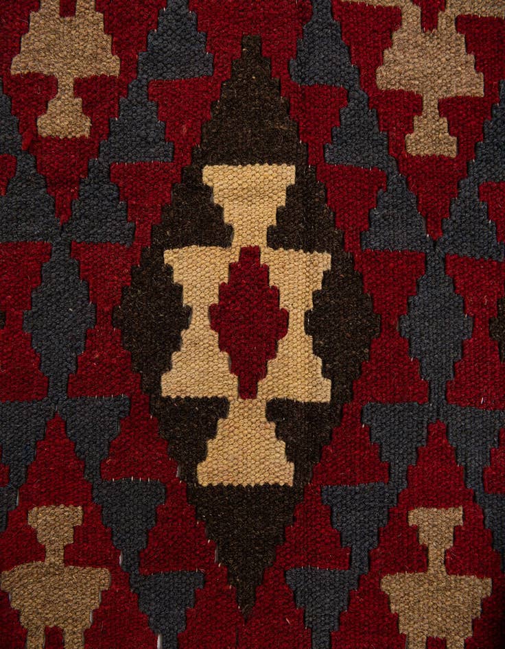 Detail image of 5' 2 x 8'  Hand Woven Kilim Maymana Wool Rug
