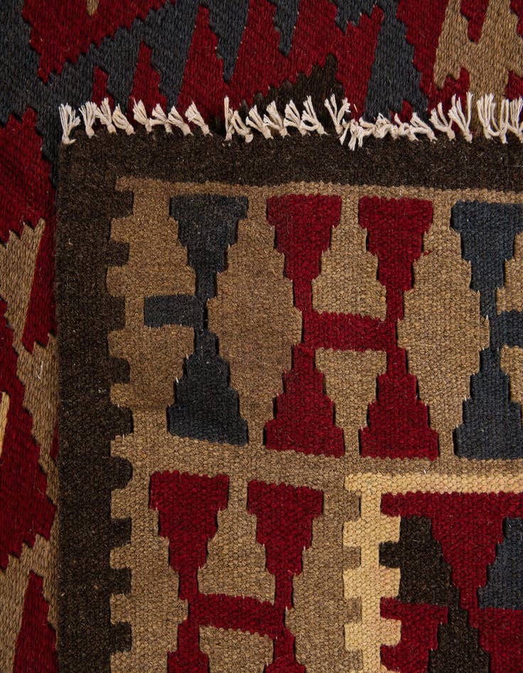Detail image of 5' 2 x 8'  Hand Woven Kilim Maymana Wool Rug