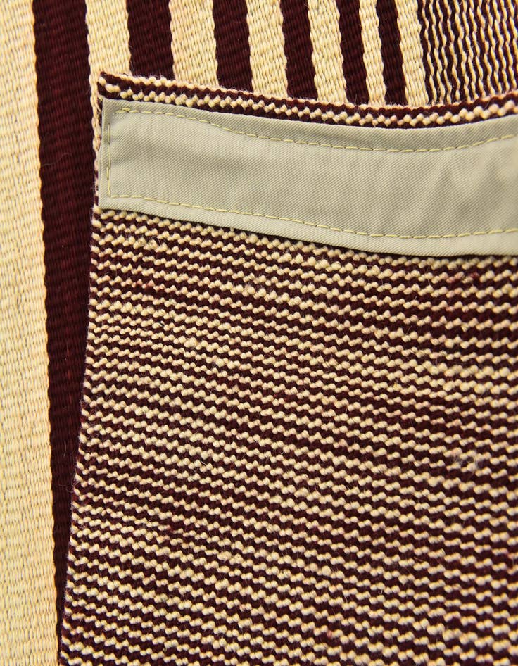 Detail image of 4' 3 x 5' 10  Hand Woven Kilim Modern Wool Rug