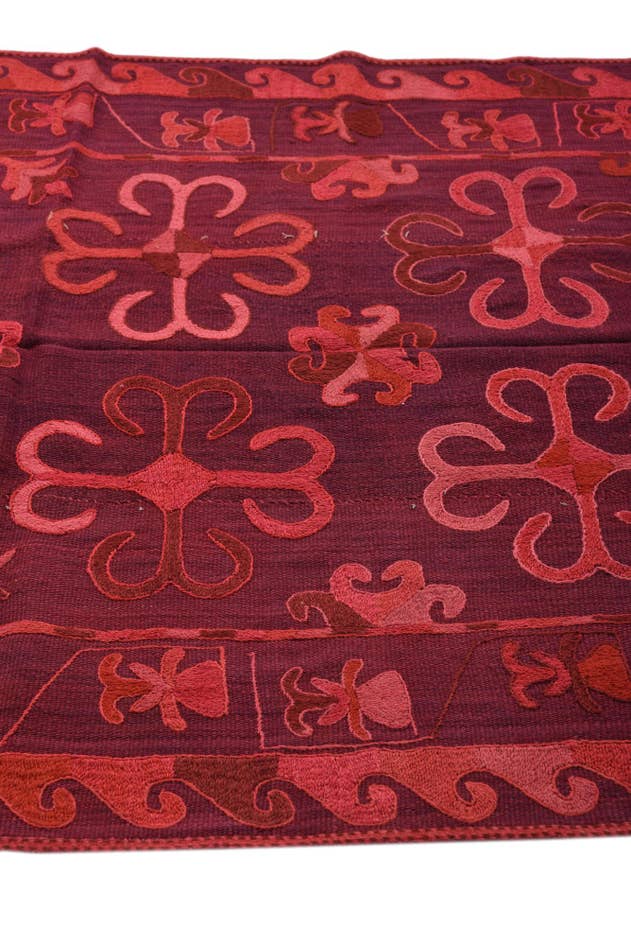 Detailfoto van 125cm x 175cm Handgeweven Kilim Suzani Wol Vloerkleed
