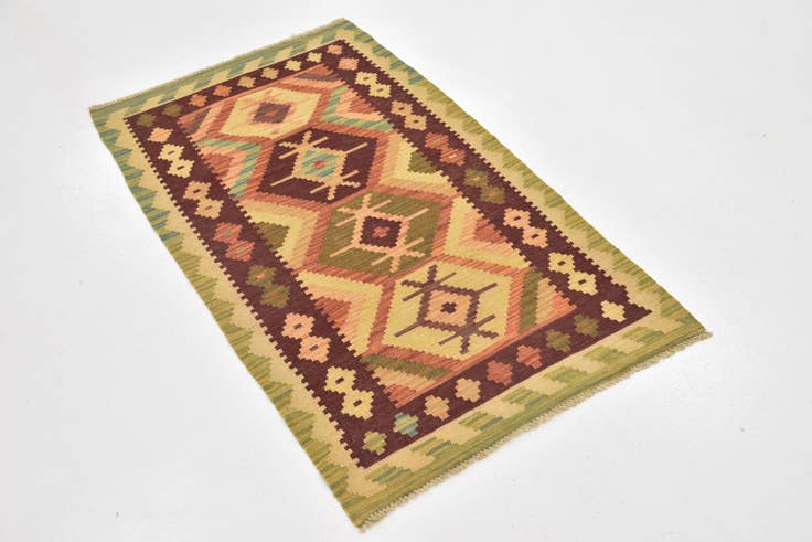 Detail image of 2' 7 x 4' 3 Hand Woven Kilim Waziri Wool Rug