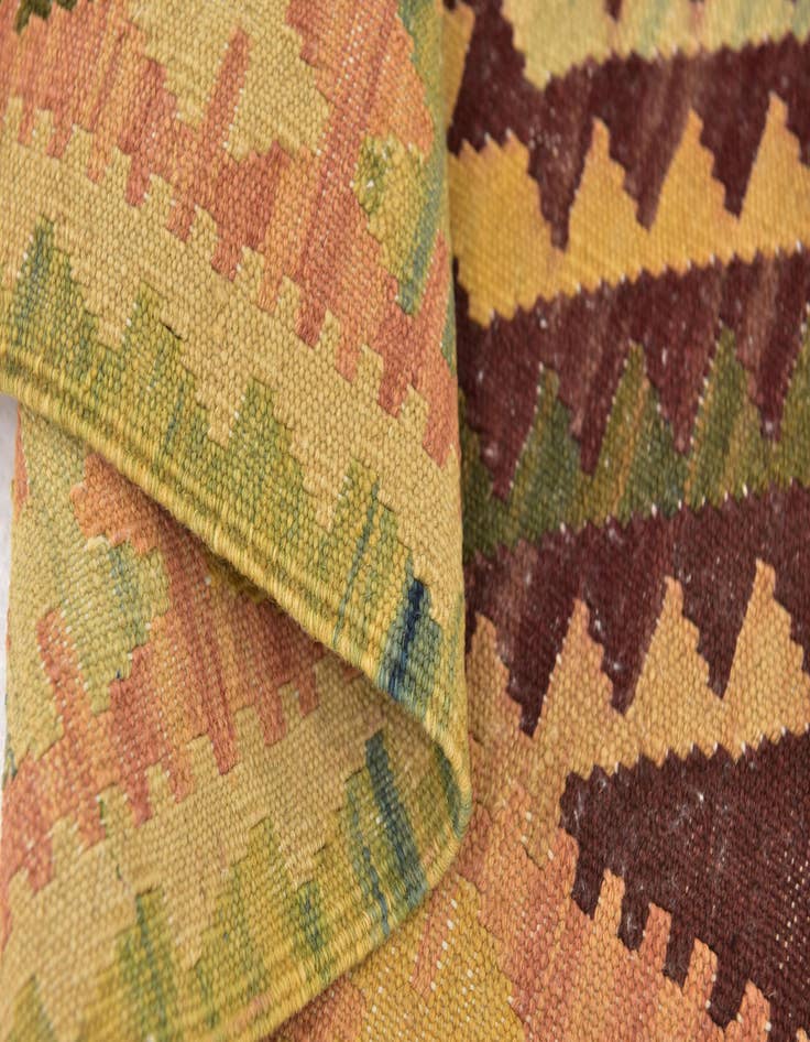 Detail image of 2' 10 x 5'  Hand Woven Kilim Waziri Wool Rug
