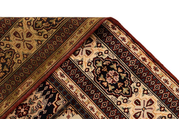 Detail image of 3' 2 x 5' Hand Knotted Lahour Oriental Wool Rug