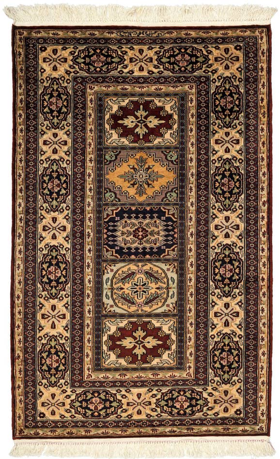 Detail image of 3' 2 x 5' Hand Knotted Lahour Oriental Wool Rug