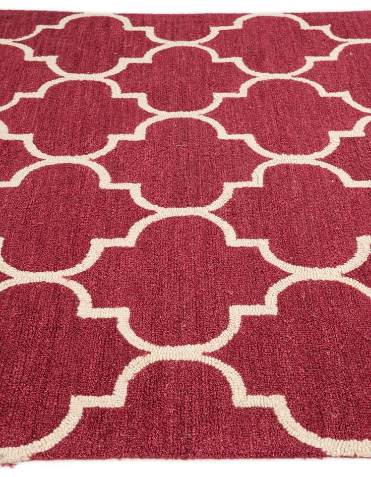 Detail image of 5' 1 x 8' Luna Wool Rug