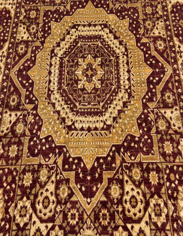 Detail image of 6' x 8' 3  Hand Knotted Mamluk Ziegler Rug