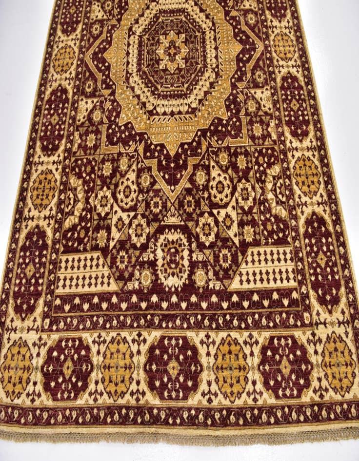 Detail image of 6' x 8' 3  Hand Knotted Mamluk Ziegler Rug