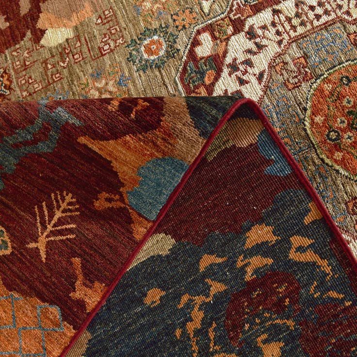 Detail image of 5' 8 x 7' 10 Hand Knotted Mamluk Ziegler Rug