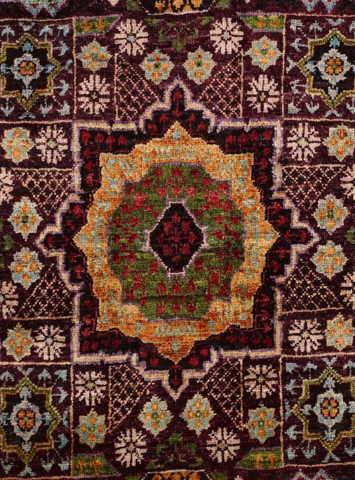 Detail image of 2' x 3' 1 Hand Knotted Mamluk Ziegler Rug