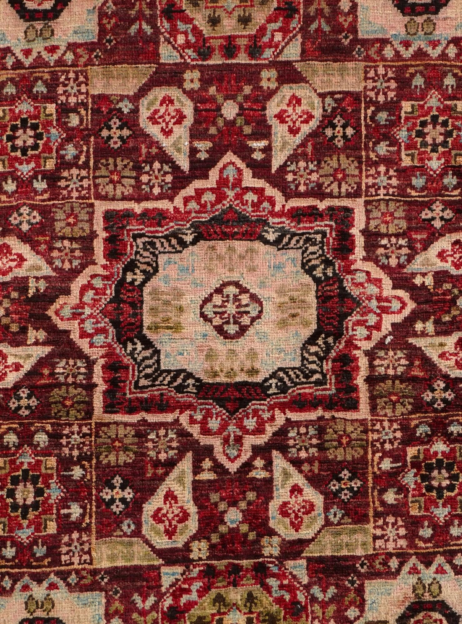 2' x 3' Hand Knotted Mamluk Ziegler Rug