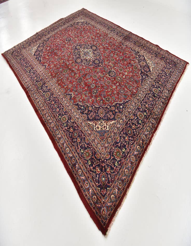Detail image of 9' 8 x 12' 8 Hand Knotted Mashad Persian Wool Rug