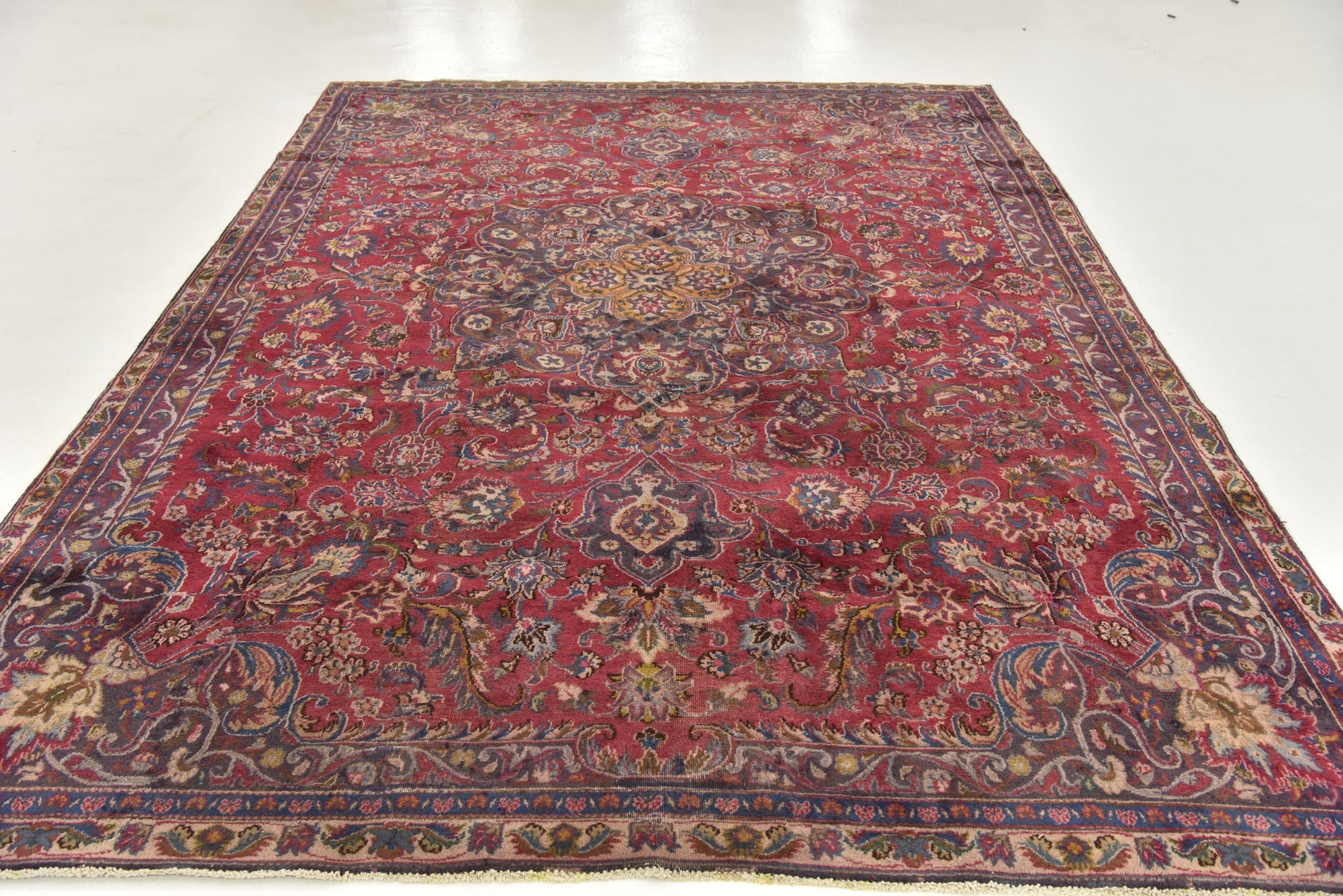 7' 6 x 10' 4 Hand Knotted Mashad Persian Wool Rug