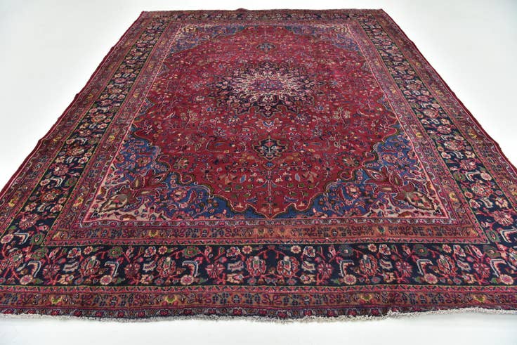 Detail image of 9' 8 x 12' 8 Hand Knotted Mashad Persian Wool Rug