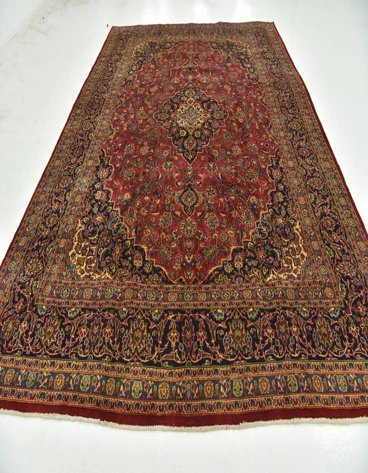 Detail image of 9' 6 x 13' 4 Hand Knotted Mashad Persian Wool Rug