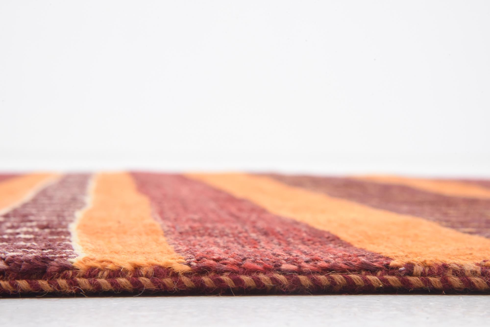 4' x 5' 10 Hand Knotted Modern Ziegler Rug