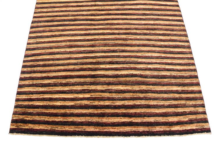 Detail image of 4' 9 x 6' 9 Hand Knotted Modern Ziegler Rug