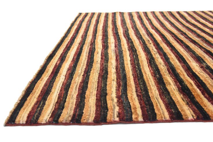 Detail image of 4' 9 x 6' 9 Hand Knotted Modern Ziegler Rug