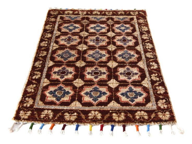 Detail image of 1' 5 x 2' 1 Hand Knotted Modern Ziegler Rug