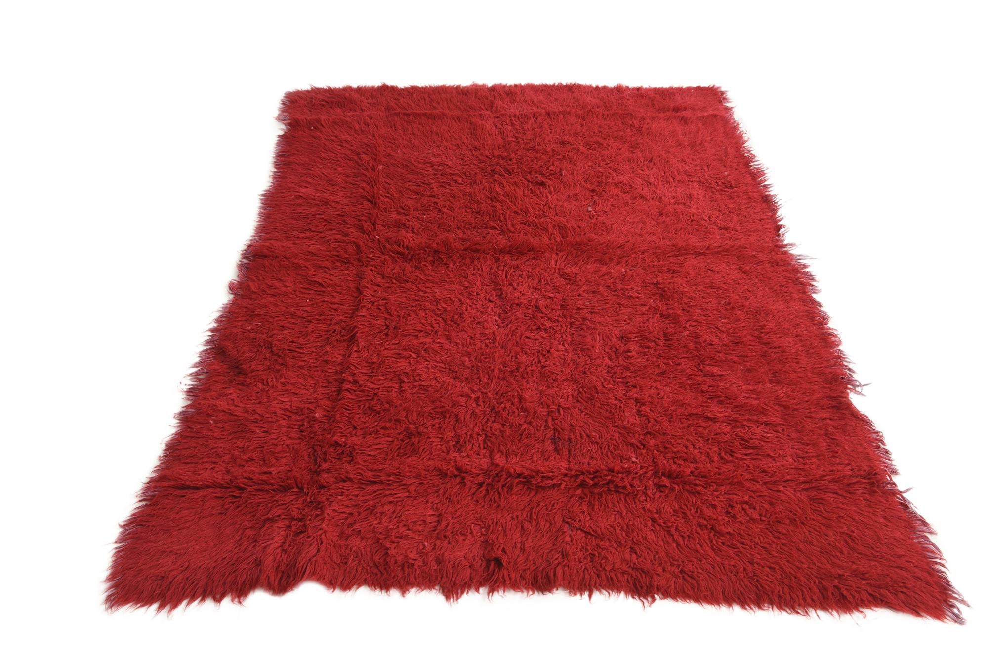 5' 4 x 8' Hand Knotted Moroccan Wool Rug